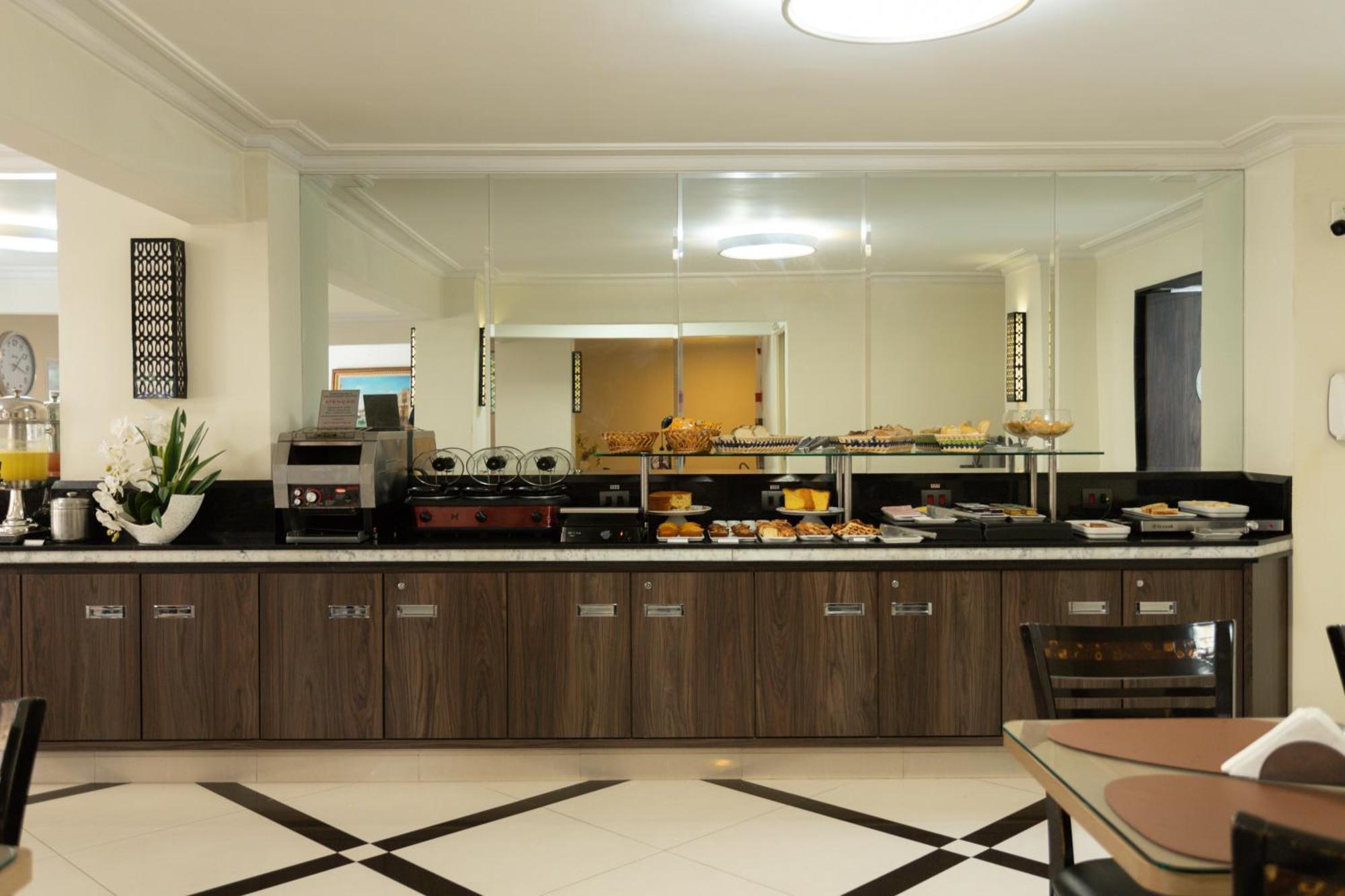 Hotel Amalia Сао Паоло Екстериор снимка
